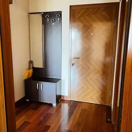 Upscale Center Main Blvd Apartamento *